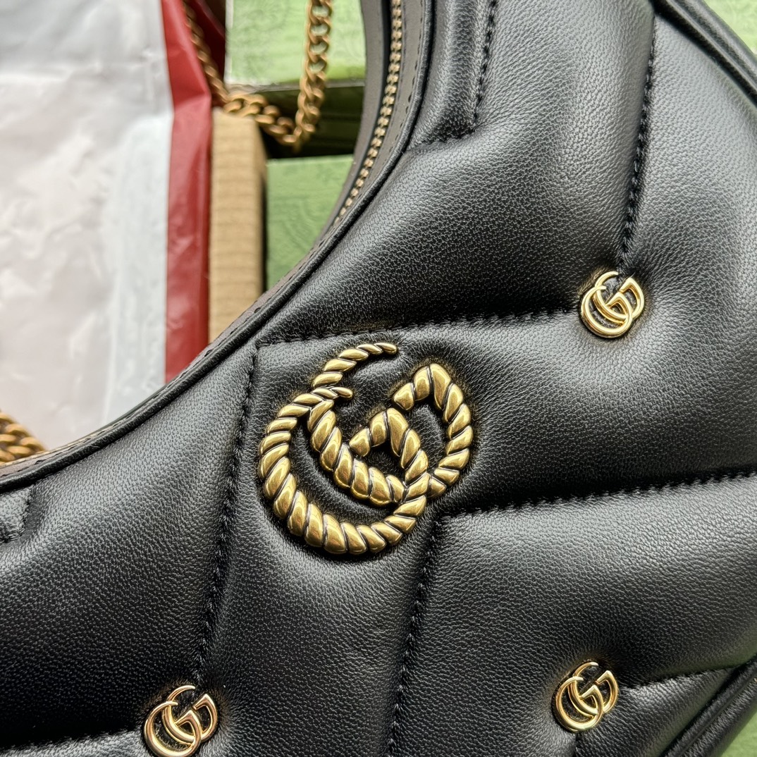 Gucci Hobo Bags